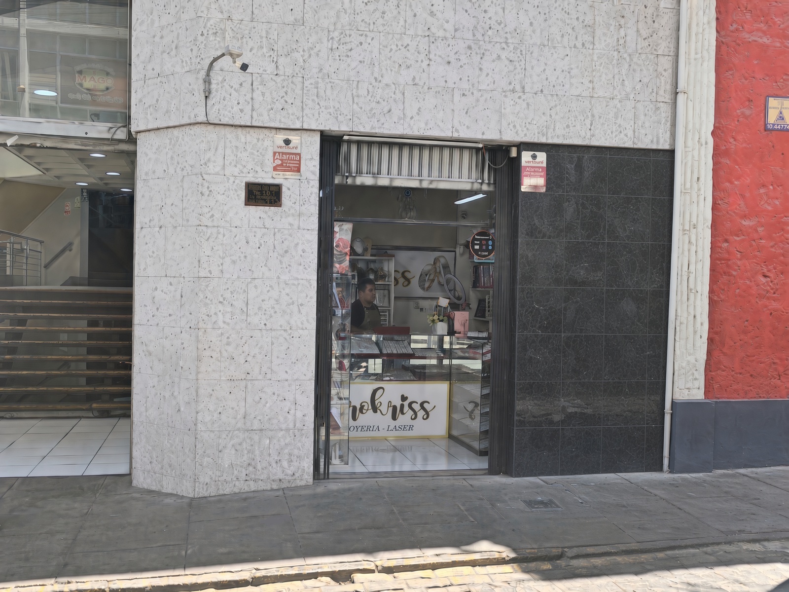Fachada de Joyería Oro Kriss